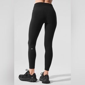 Alo Yoga Women’s Black High Rise Legging XS